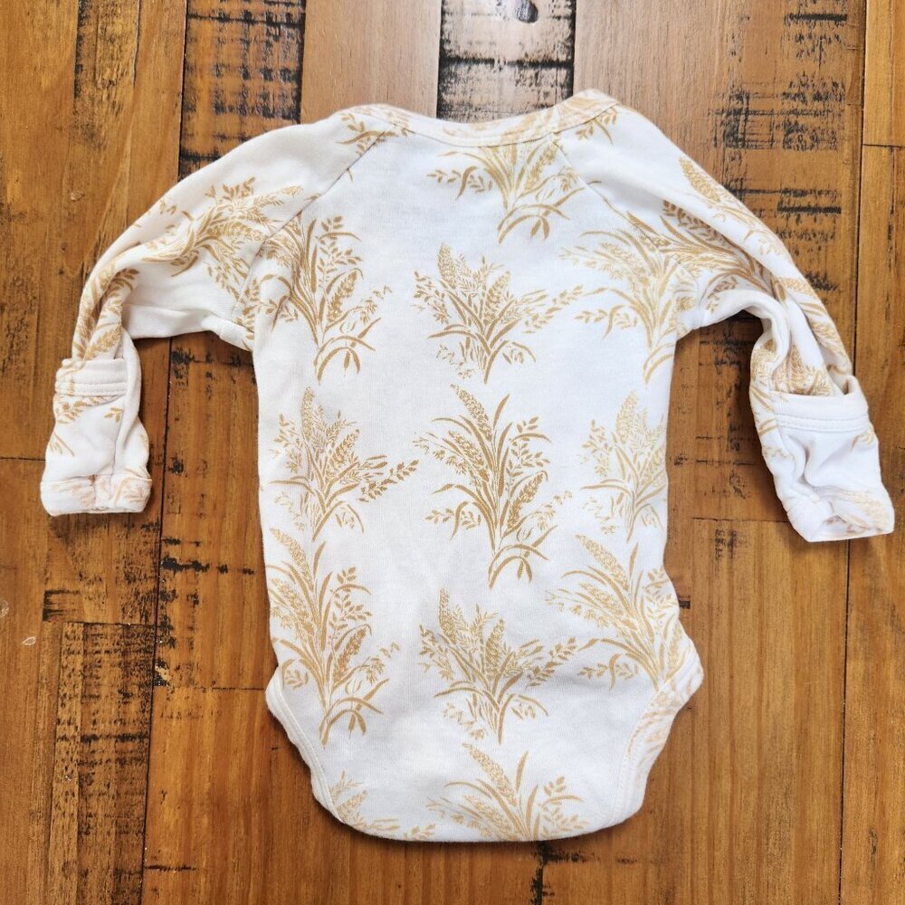 BUNDLE (2) Kate Quinn Organic Cotton Long Sleeve Bodysuits Neutrals 0-3 Months - Picture 3 of 9